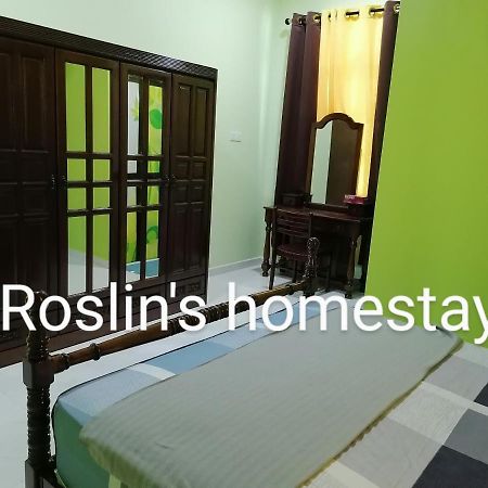 Roslin'S Homestay كوتا بْهارو المظهر الخارجي الصورة