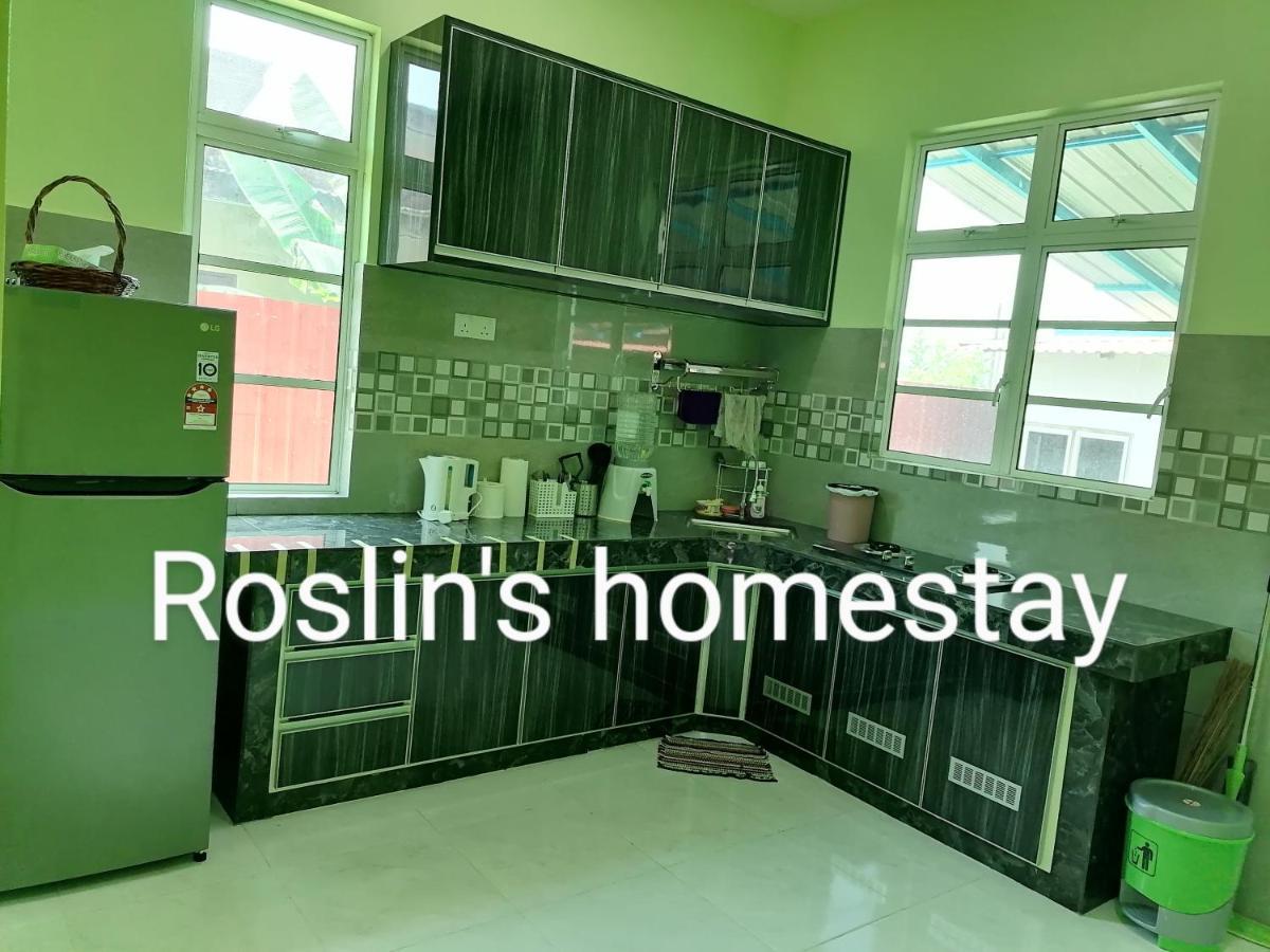Roslin'S Homestay كوتا بْهارو المظهر الخارجي الصورة